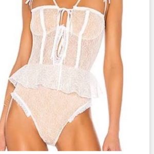 BEACH RIOT x V. CHAPMAN ONE PIECE